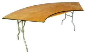 Serpentine table