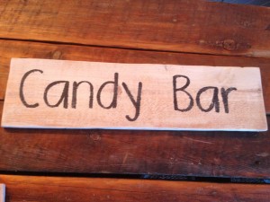 Sign Candy Bar